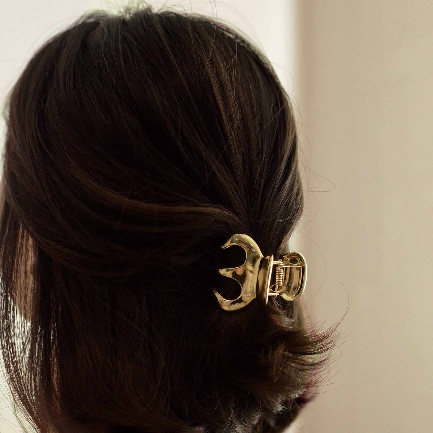 Gold Urn Metal Hair Claw Clip